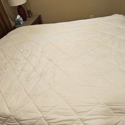 King Size SELECT COMFORT BED WITH BOX SPRINGS 