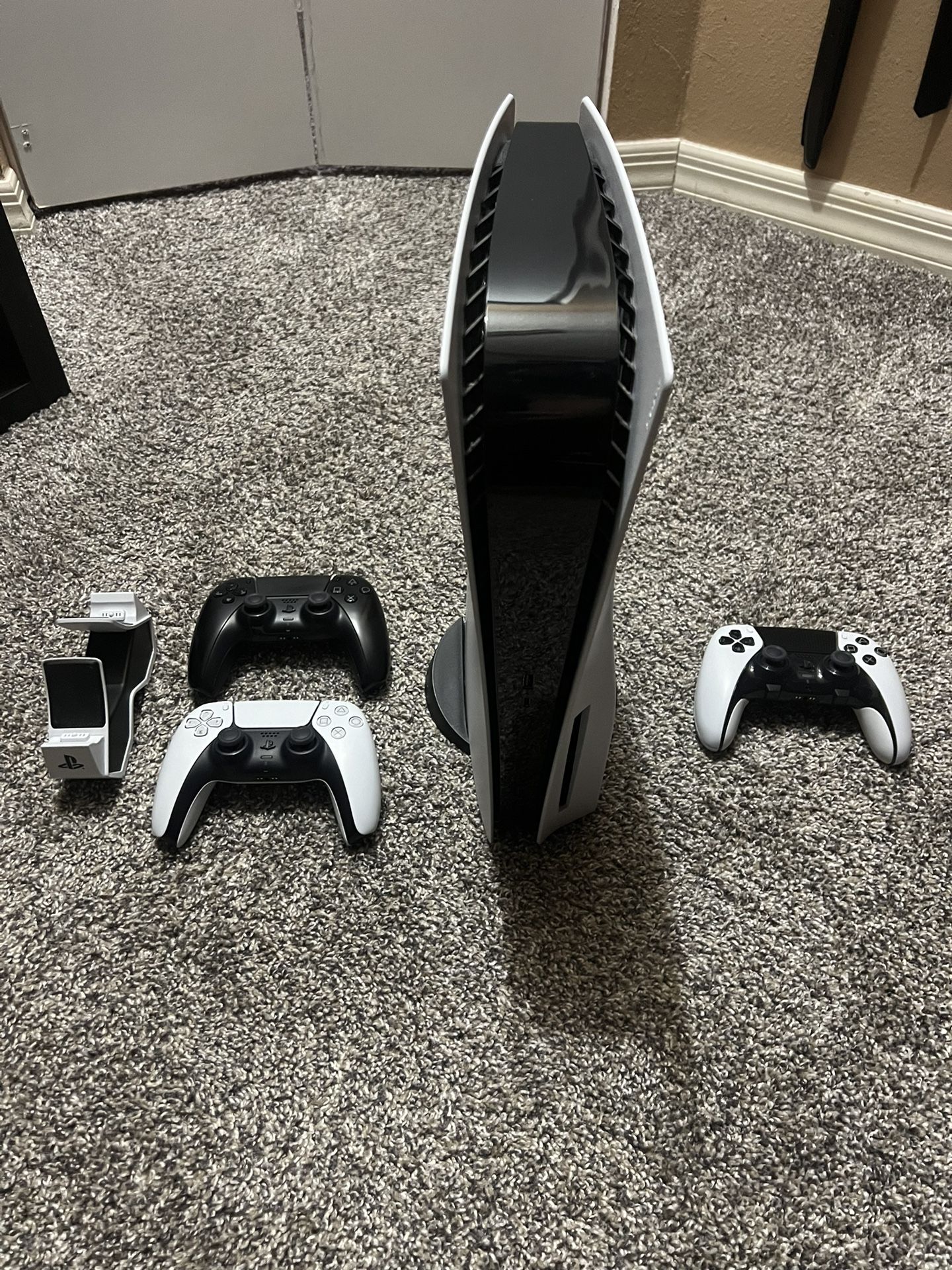 PS5 Disc Edition Bundle - DualSense Edge + Headset + 3 Controllers + Dock - $600 OBO