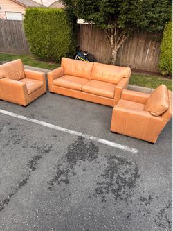 Crate & Barrel Axis Deep Seat Leather Couch and 2 Chairs sofa