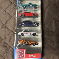 Hot wheels 5 Pack Nissan