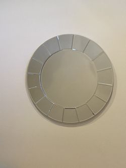 30” Round Bezel Mirror