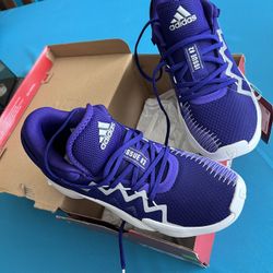 Men’s Donovan Mitchell Basketball shoes