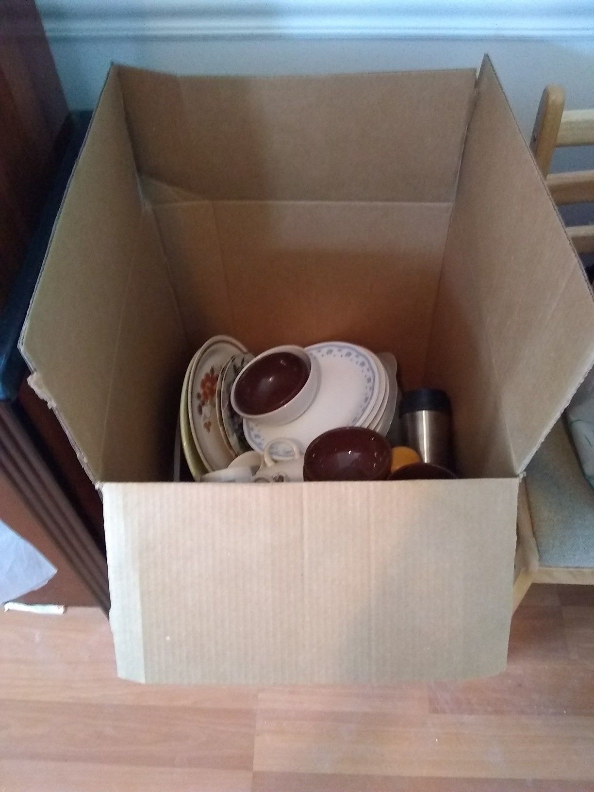 Moving Sale Box Full of Kitchen Ware