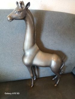 Large Bronze Giraffe 