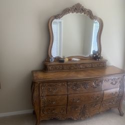 Solid Wood Furniture 