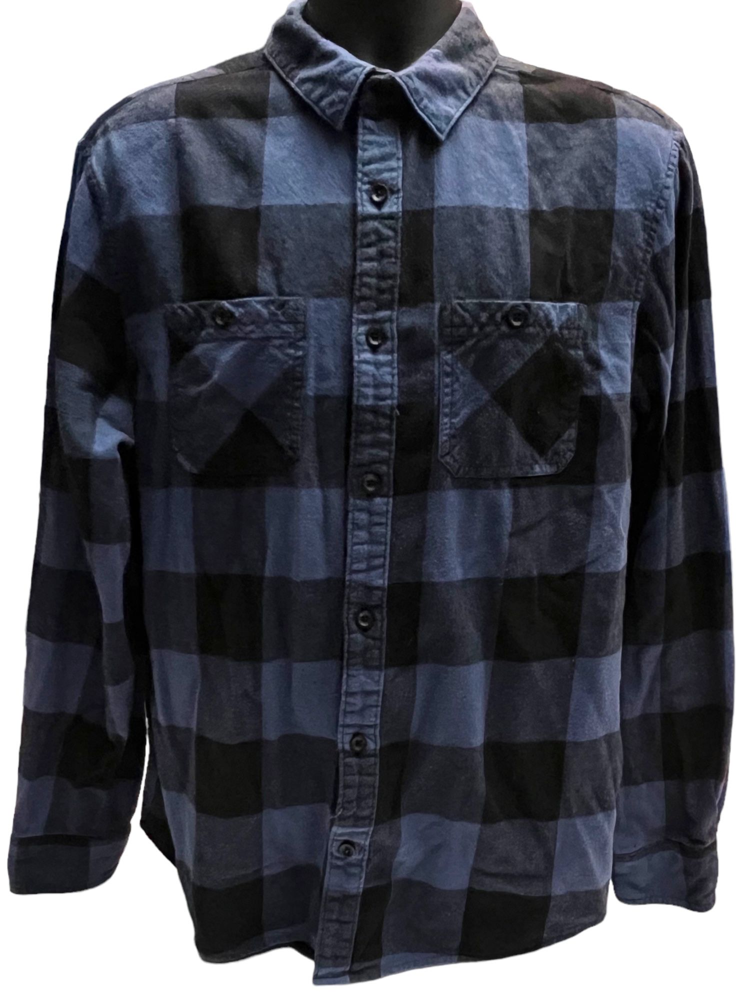 Urban Pipeline Flannel Blue and Black Plaid Button-Up Shirt Size Large