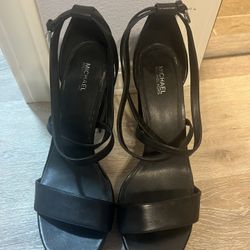Michael Kors Pumps/heels Black