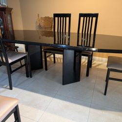Black Dining Table With Chairs