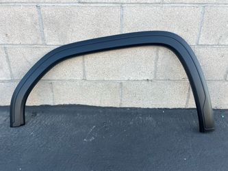 2019-2024 GMC Sierra 1500 Front Left Side Fender Flare OEM