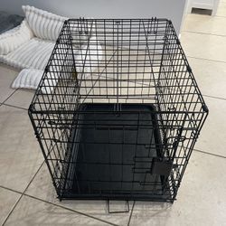 Amazon Basics Durable, Foldable Metal Wire Small Dog Crate with Tray, Single Door, 24 x 18 x 20 in, Black