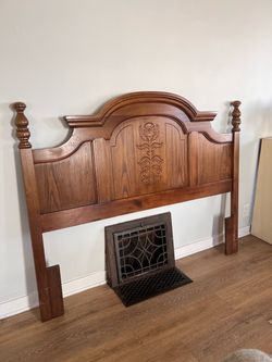 Vintage Queen Wooden Headboard – Carved Floral Detail