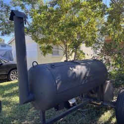 Solid Thick Steel bBQ Smoking Offset Tank