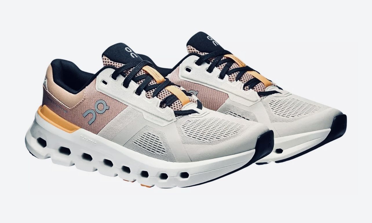 On Running CLOUDRUNNER Women’s