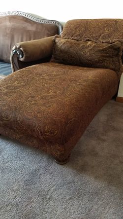 Chaise Lounge Chair (Couch)