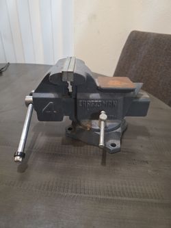 Bench Vise