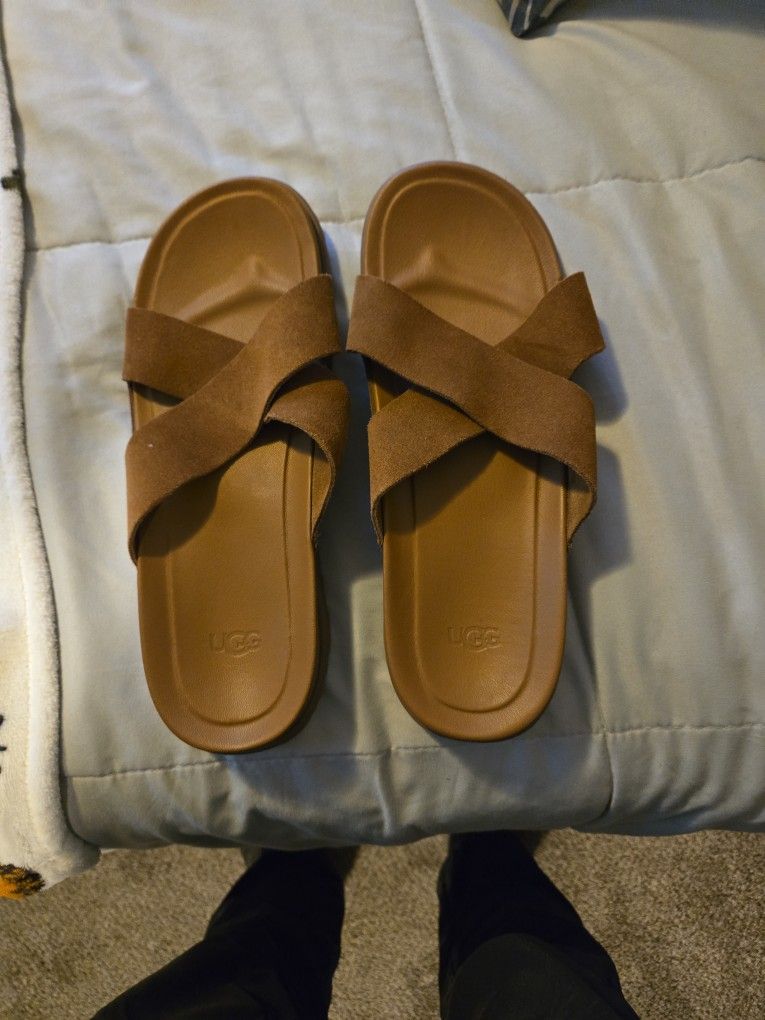 UGG Slides
