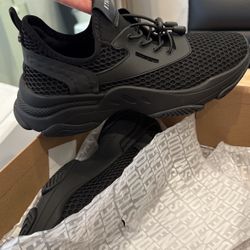 Steve Madden Black Brand New Sneakers In Size 10 In Women