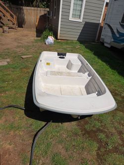 9.4 food West Marine plastic boat.