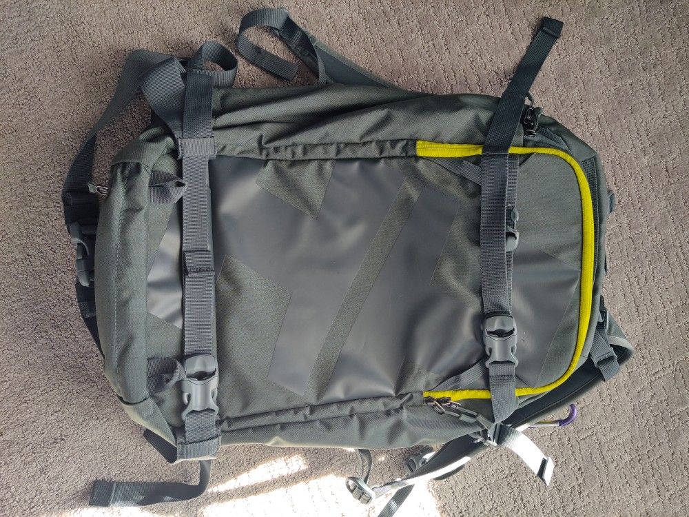 Helly Hansen ULLR Ski/Snowboard Backpack