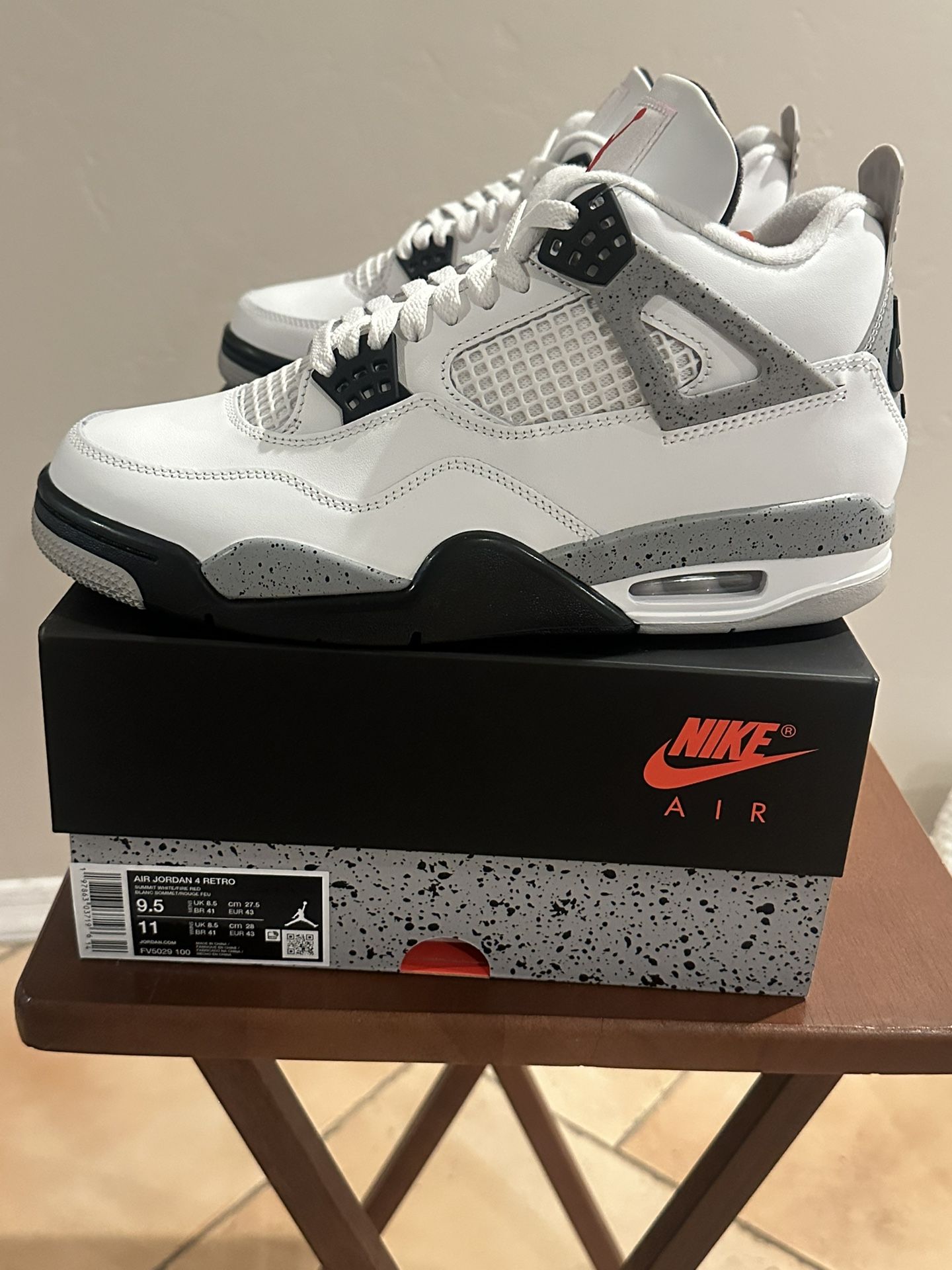Jordan 4 Retro White Cement Size 9.5 Men’s