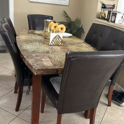 Dining table 6 Seats