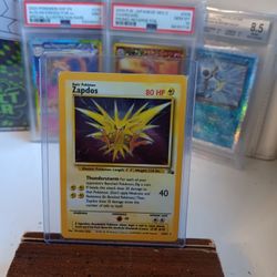 Base Set Holo Pokémon Zapdos 15/62