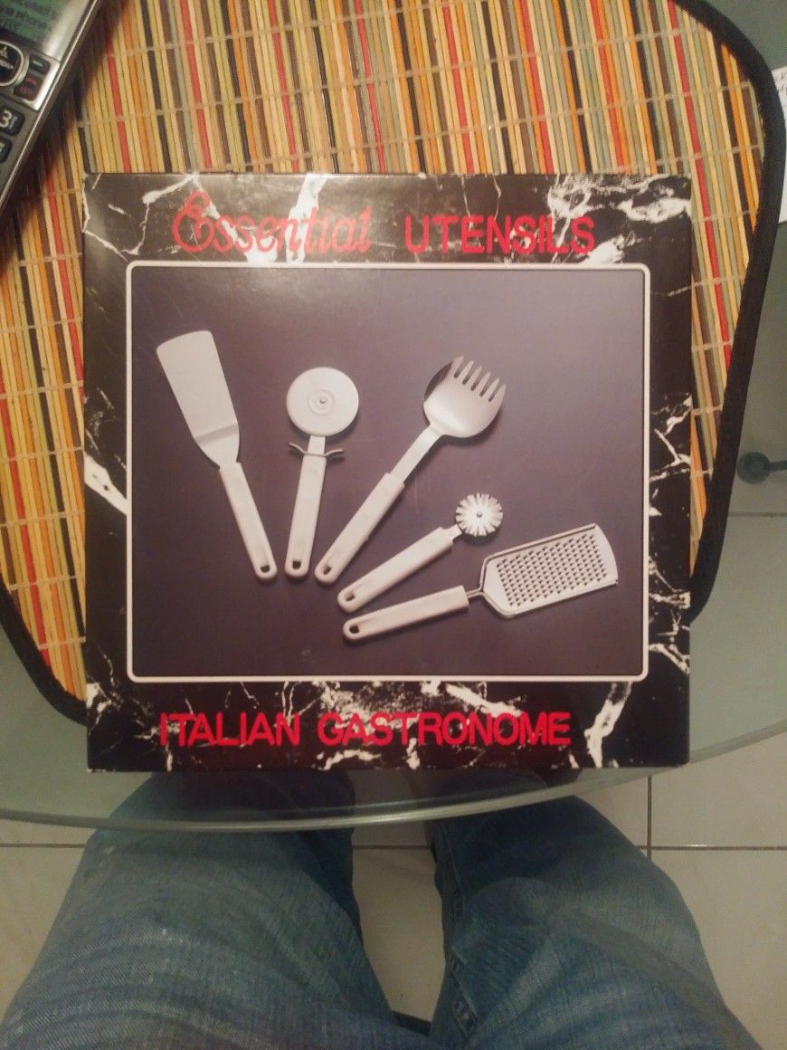 Essential Utensils - Italian Gastronome