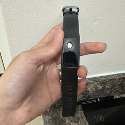 Fitbit Charge 4