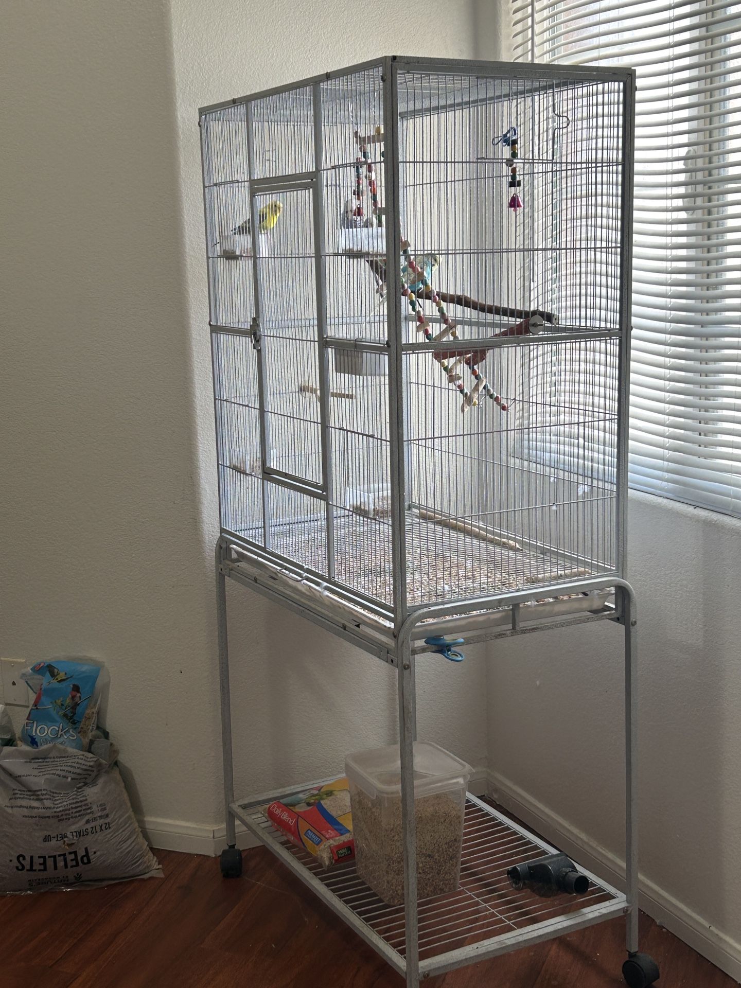 Large Beautiful Avian Cage For Any Birds
