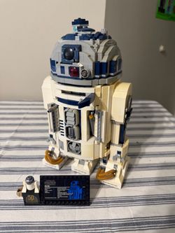 Lego R2D2