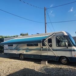 1996 Winnebago Brave