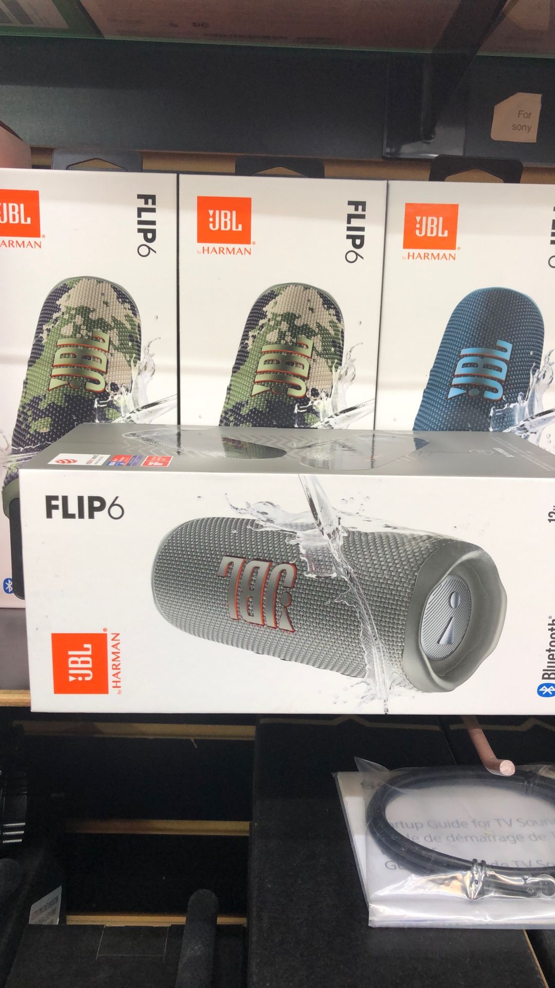 JBL Flip 6 Portable Bluetooth Speaker 