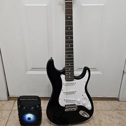 Electric Guitar with Chargable Amplifier