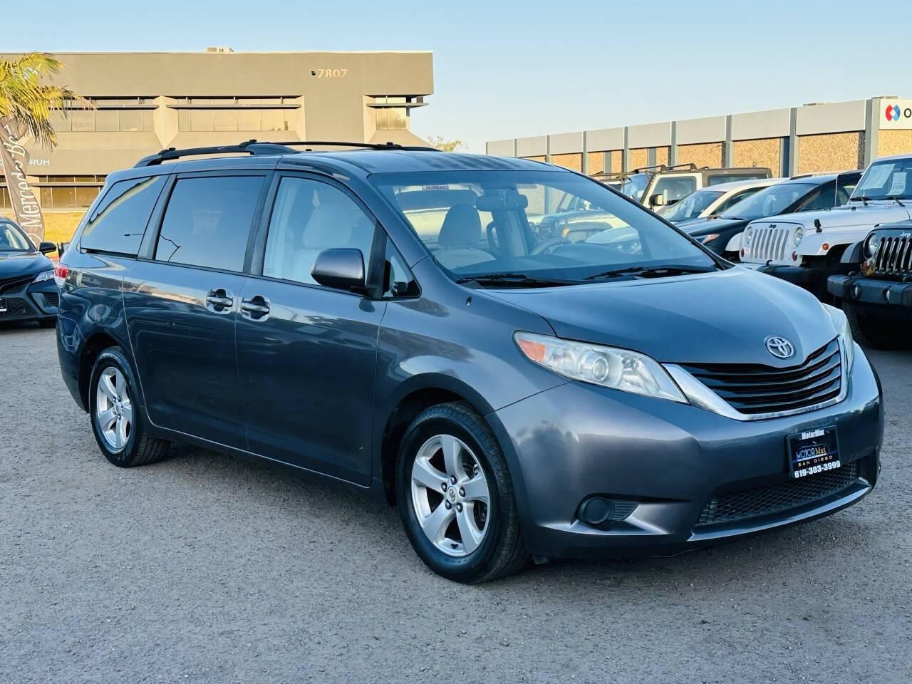 2011 Toyota Sienna