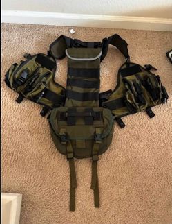 SOE Style Gear Kit / Resident Evil Hunk Kit Cosplay Costume Pieces