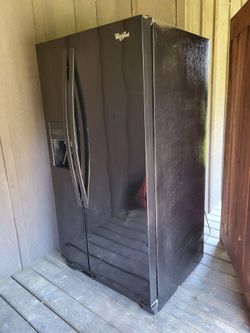 Whirlpool 33" - 21 cu. ft Refrigerator