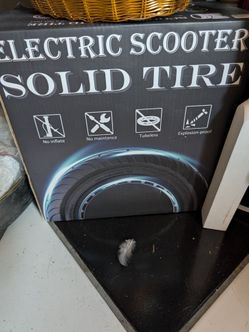 Electric scooter tires