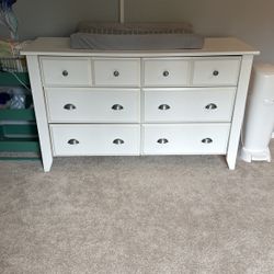 Kid Dresser With Removable Changing Pad