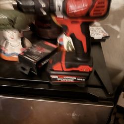 Milwaukee drill with battery
