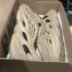 Mist Foam Rnnr 