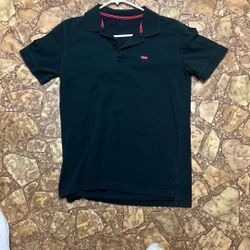 Levi’s Polo Shirt (Small Used)