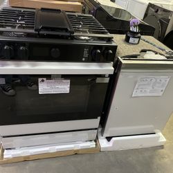 Samsung Bespoke 2 Piece Kitchen Bundle - Gas Slide In And Dishwasher In White Glass 