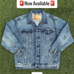 Levi’s Men’s Trucker Jacket Relaxed Fit