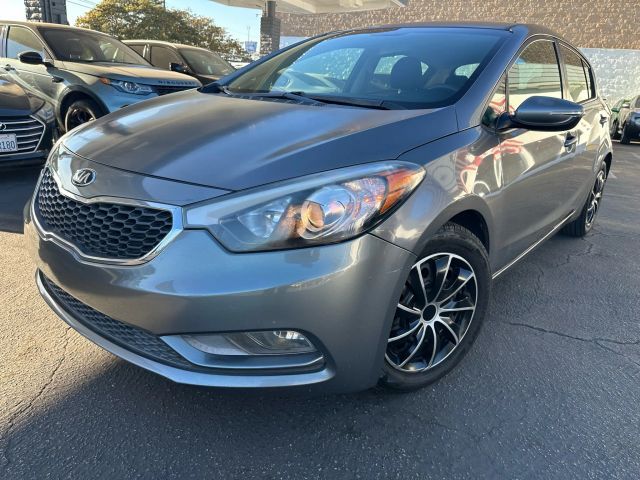 2016 Kia Forte5