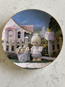 Precious Moments Classics Plate Collection 