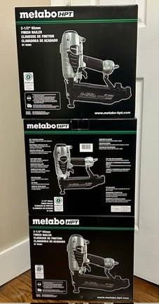 Metabo HPT 2-1/2-in 16 -Gauge Pneumatic Straight Finish Nailer