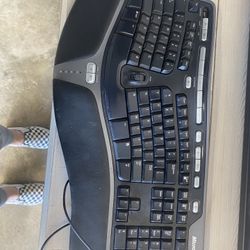 Microsoft Keyboard With One Missing Key