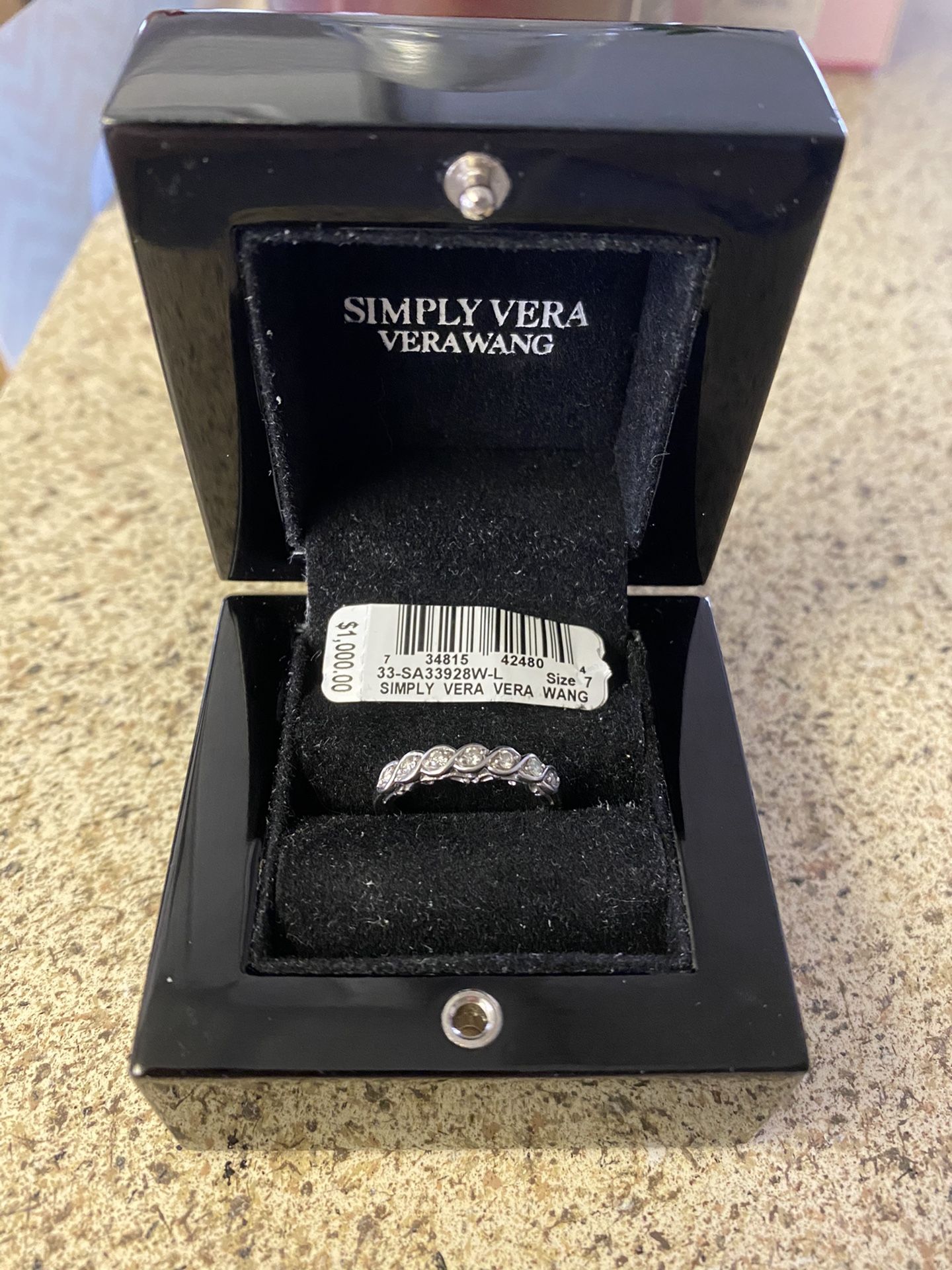 Simply Vera Wang Engagement Ring