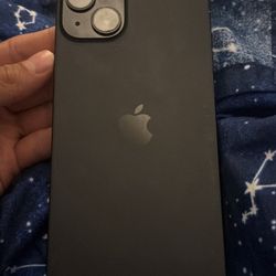 iPhone 15 Plus 