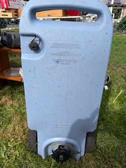 Tote-N-Stor 11 gallon portable tank